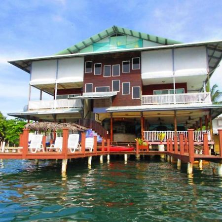 Hotel Los Balcones Over Seas โบกัสทาวน์ ภายนอก รูปภาพ