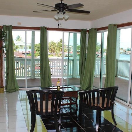 Hotel Los Balcones Over Seas โบกัสทาวน์ ภายนอก รูปภาพ