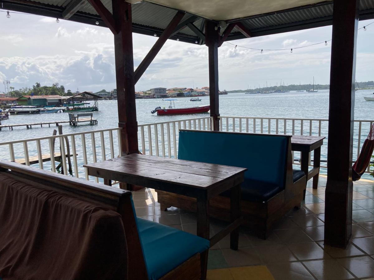 Hotel Los Balcones Over Seas โบกัสทาวน์ ภายนอก รูปภาพ